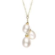 00177901 18ct Yellow Gold Three Stone White Pearl Necklace, P3492C.